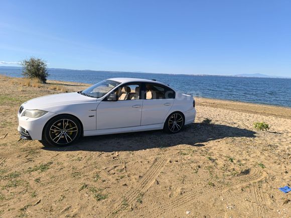 Sahibinden BMW 3 Serisi 320d Sport 2012 Model  350.000 km Beyaz