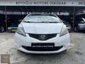 BEYOĞLU MOTORS ÜSKÜDAR'DAN OTOMATİK HONDA JAZZ AİLE ARACI...