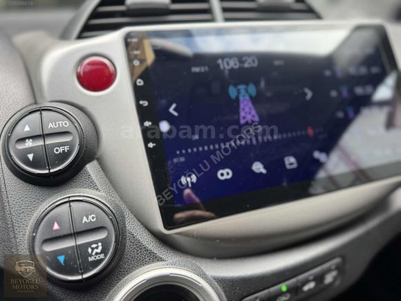 BEYOĞLU MOTORS ÜSKÜDAR'DAN OTOMATİK HONDA JAZZ AİLE ARACI...