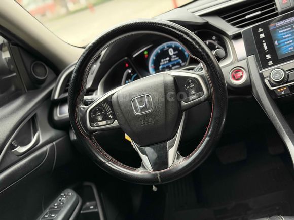 FEVZİ SÜLDÜR'DEN 2017 MODEL HONDA CIVIC 1.6 İ-VTEC ECO EXECUTİVE