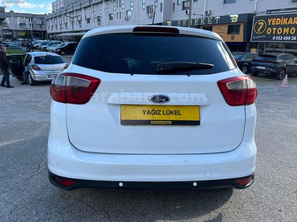 YAĞIZ LÜKEL'DEN CAM TAVANLI C-MAX