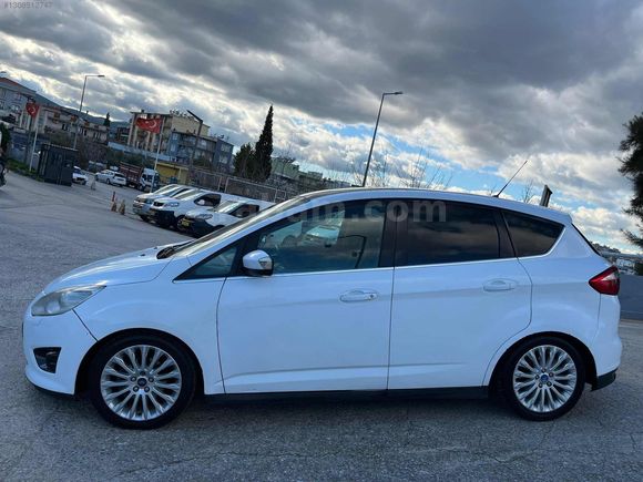 YAĞIZ LÜKEL'DEN CAM TAVANLI C-MAX