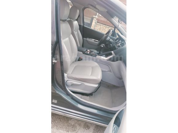 2010 MODEL KONFORLU SUV AİLE ARACI