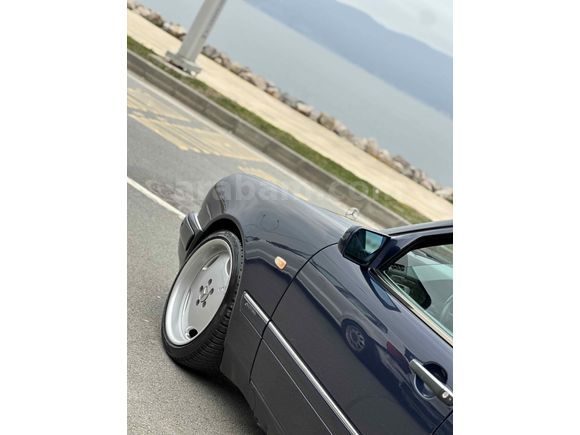 Sahibinden Mercedes - Benz E 200 Elegance 1998 Model 
DEĞİŞENSİZ 