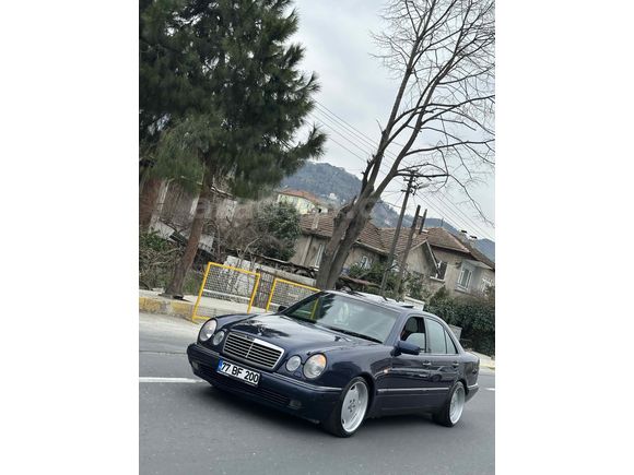 Sahibinden Mercedes - Benz E 200 Elegance 1998 Model 
DEĞİŞENSİZ 