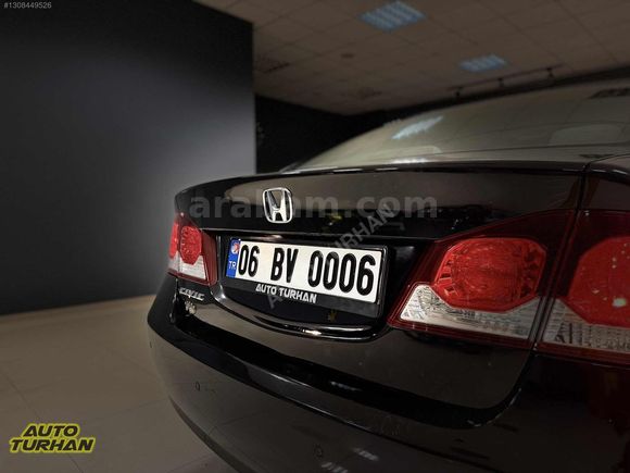 2009 - MAKYAJLI - 111.000 KM - İLK EL - KAZASIZ - ELEGANCE