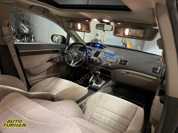 2009 - MAKYAJLI - 111.000 KM - İLK EL - KAZASIZ - ELEGANCE