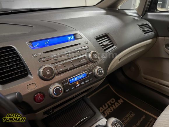2009 - MAKYAJLI - 111.000 KM - İLK EL - KAZASIZ - ELEGANCE