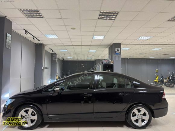 2009 - MAKYAJLI - 111.000 KM - İLK EL - KAZASIZ - ELEGANCE