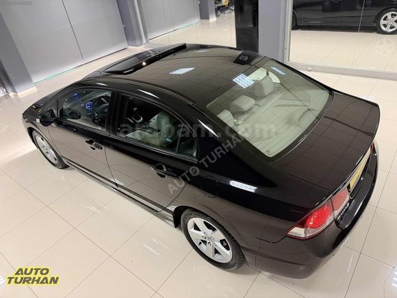 2009 - MAKYAJLI - 111.000 KM - İLK EL - KAZASIZ - ELEGANCE
