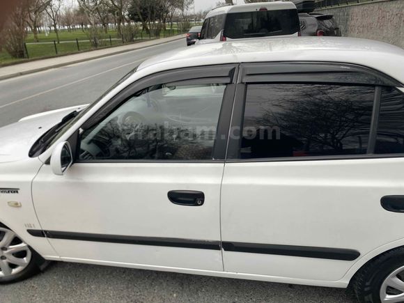 Sahibinden Hyundai Accent 1.5 CRDi Admire 2005 Model 