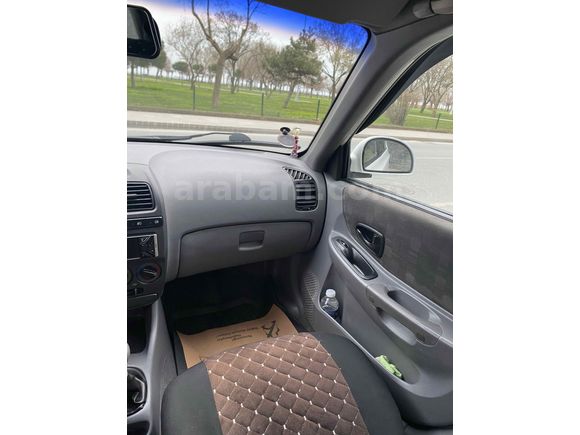 Sahibinden Hyundai Accent 1.5 CRDi Admire 2005 Model 