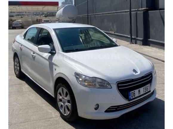 Rent-a-car'dan Citroen C-Elysee Ankara