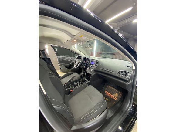 Sahibinden Renault Megane 1.6 Joy 2018 Model  42.000 km Siyah