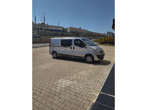 Sahibinden Renault Trafic Multix 1.9 dCi Grand Confort 2007 Model