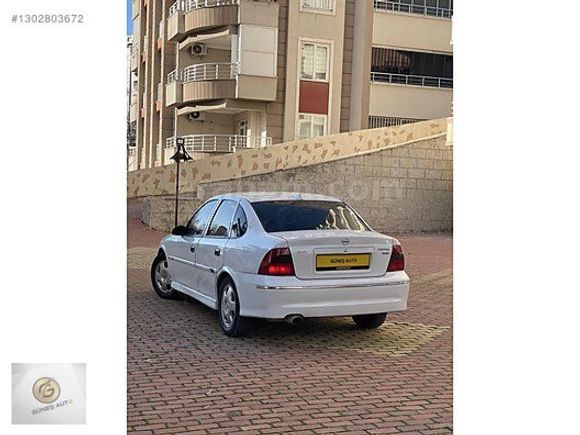 OPEL VECTRA 1.6 COMFORT TEMİZ BAKIMLI