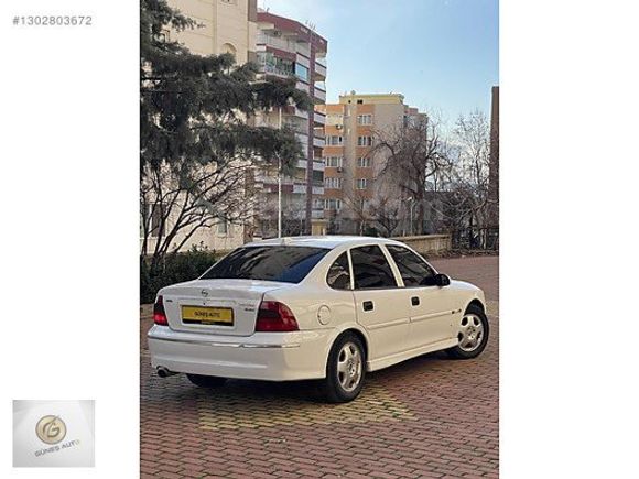 OPEL VECTRA 1.6 COMFORT TEMİZ BAKIMLI