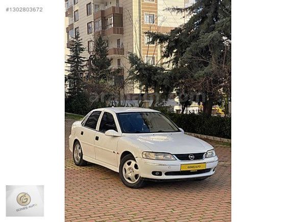 OPEL VECTRA 1.6 COMFORT TEMİZ BAKIMLI