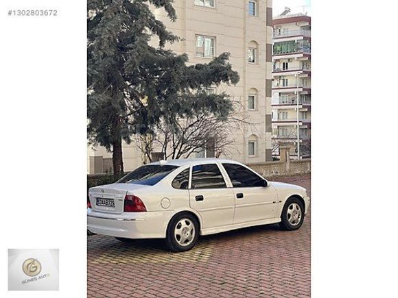 OPEL VECTRA 1.6 COMFORT TEMİZ BAKIMLI