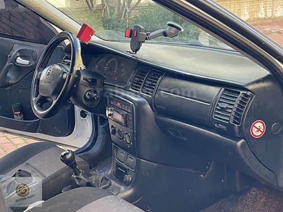 OPEL VECTRA 1.6 COMFORT TEMİZ BAKIMLI