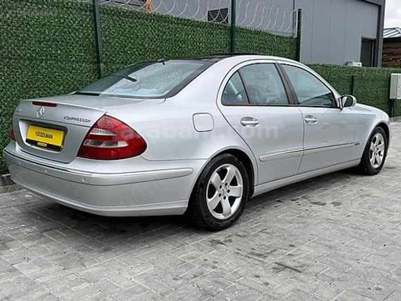 TR'DE TEK HATASIZ BOYASIZ DÜŞÜK KM MERSEDES E200