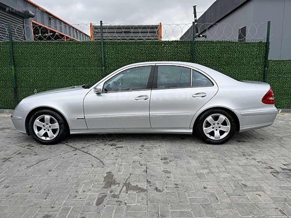 TR'DE TEK HATASIZ BOYASIZ DÜŞÜK KM MERSEDES E200