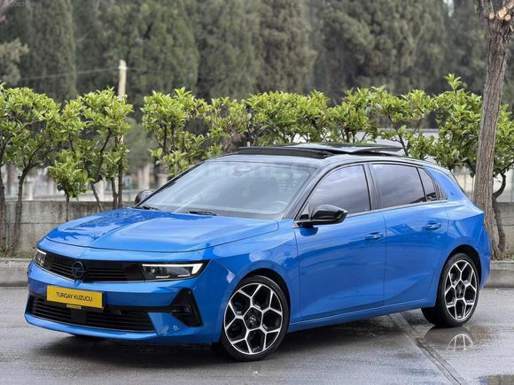 2023 Model Opel Astra 1.2 T Gs +Cam Tavan 64.000 km