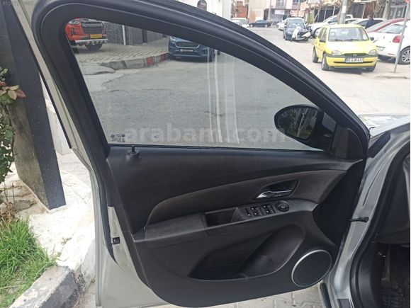 2012 CHEVROLET CRUZE 1.6 LT PLUS SAUNROF 211000 KM