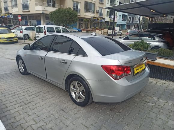 2012 CHEVROLET CRUZE 1.6 LT PLUS SAUNROF 211000 KM