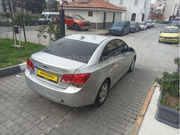 2012 CHEVROLET CRUZE 1.6 LT PLUS SAUNROF 211000 KM