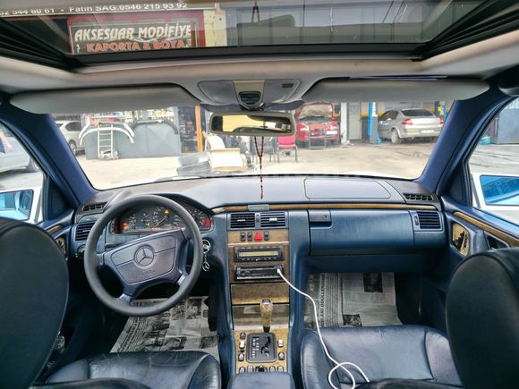 Sahibinden Mercedes - Benz E 200 Avantgarde 1998 Model 