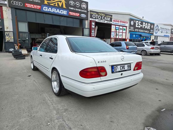 Sahibinden Mercedes - Benz E 200 Avantgarde 1998 Model 