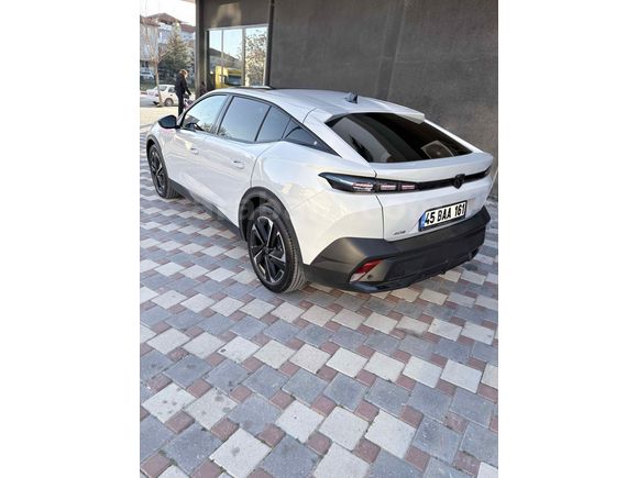 Sahibinden Peugeot 408 1.2 PureTech Allure 2025 Model 