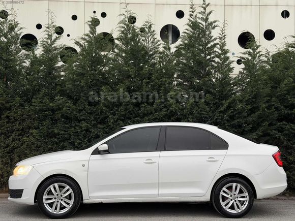 SKODA RAPİD 1.6 TDI ELEGANCE AİLE ARACI BAKIMLI YIPRANMAMIŞ