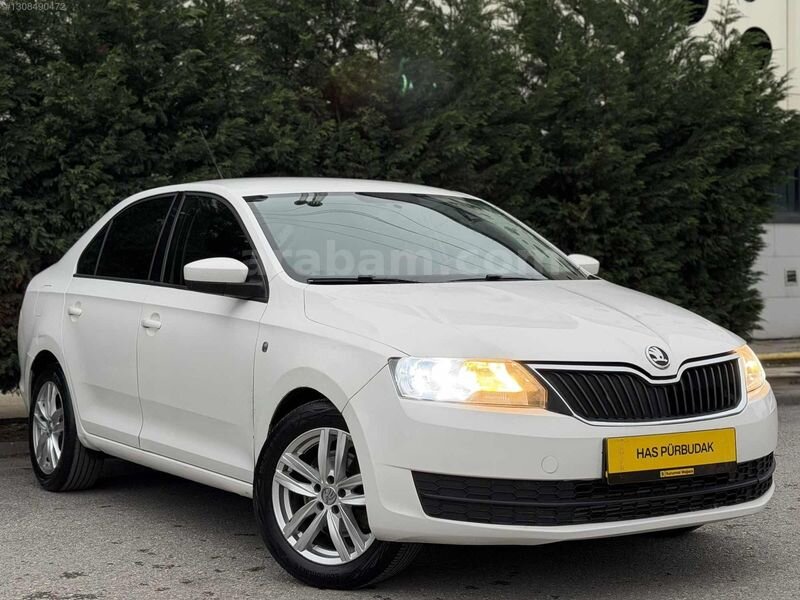 Galeriden Skoda Rapid 1.6 CR TDI Elegance 2013 Model Sakarya 320.000 km Beyaz