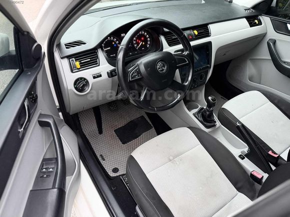 SKODA RAPİD 1.6 TDI ELEGANCE AİLE ARACI BAKIMLI YIPRANMAMIŞ
