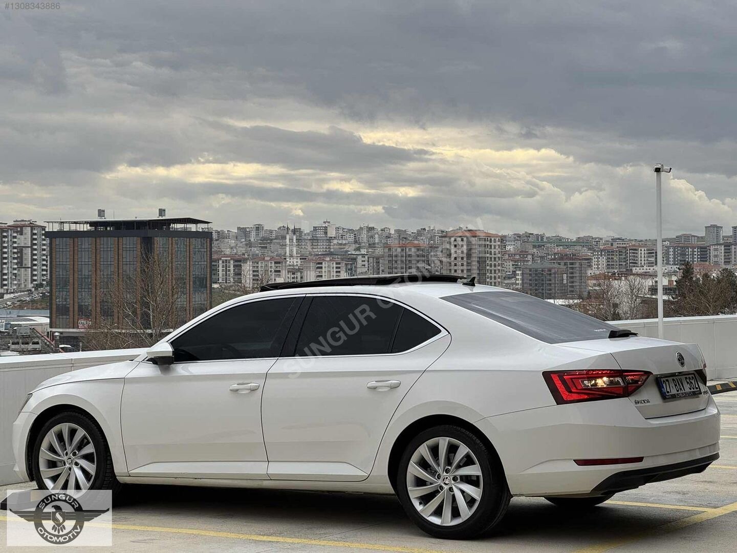 Galeriden Skoda SuperB 1.6 TDI Prestige 2018 Model Gaziantep 274.000 km Beyaz 7