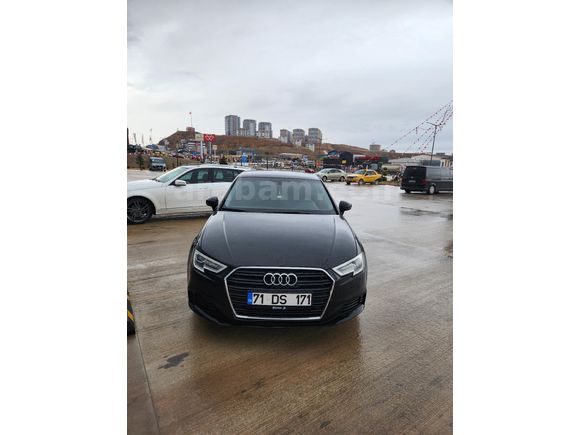 Sahibinden Audi A3 Sportback 1.0 TFSI Dynamic 2016 Model Kırıkkale 138.000 km Siyah