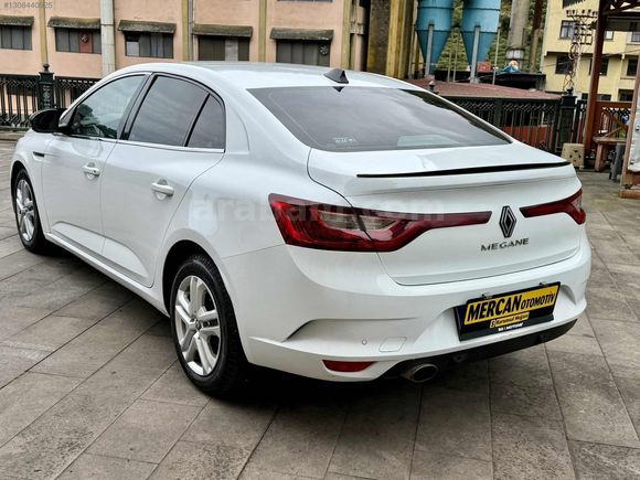 MERCAN DAN 2017 mdl megan 1.6 benzin km 155 bın