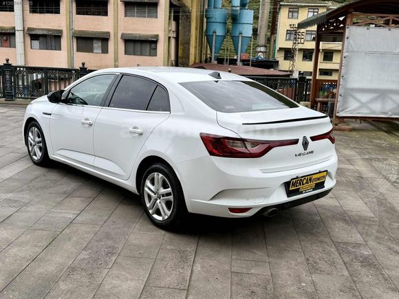 MERCAN DAN 2017 mdl megan 1.6 benzin km 155 bın