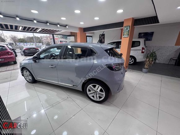 CARCELL OTOMOTİV 2023 MODEL 2024 ÇIKIŞLI CLİO 1.0 TCE EVOLUTİON