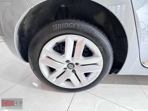 CARCELL OTOMOTİV 2023 MODEL 2024 ÇIKIŞLI CLİO 1.0 TCE EVOLUTİON