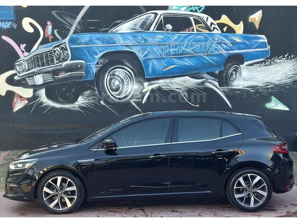 DREAM GARAGE'DAN DÜŞÜK KM MEGANE 4