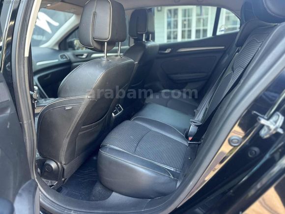 DREAM GARAGE'DAN DÜŞÜK KM MEGANE 4