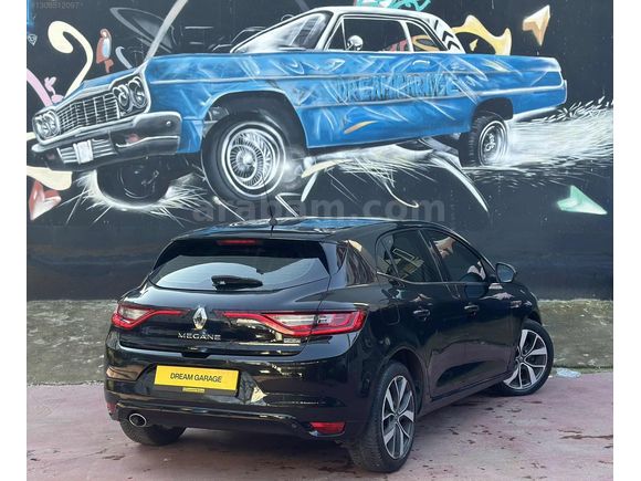 DREAM GARAGE'DAN DÜŞÜK KM MEGANE 4