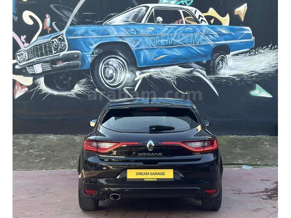 DREAM GARAGE'DAN DÜŞÜK KM MEGANE 4