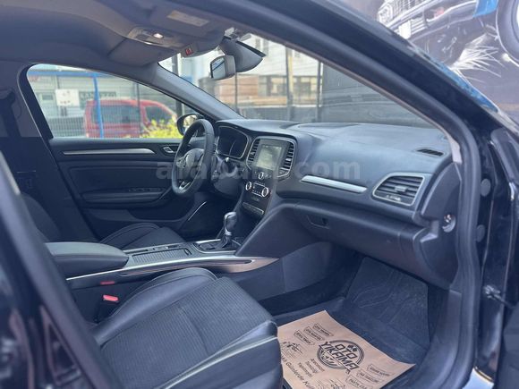 DREAM GARAGE'DAN DÜŞÜK KM MEGANE 4