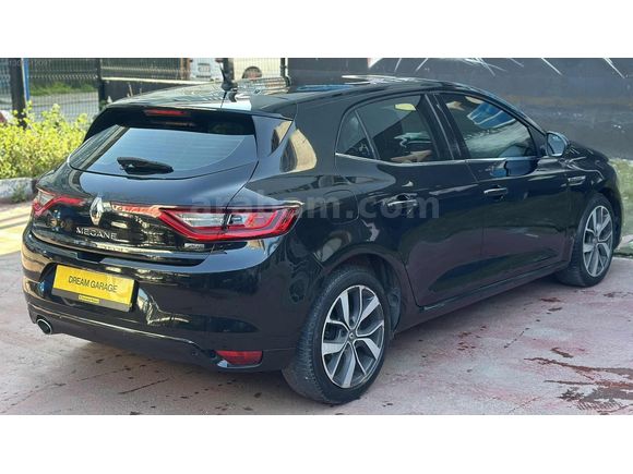 DREAM GARAGE'DAN DÜŞÜK KM MEGANE 4