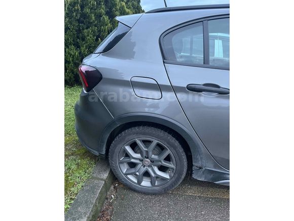 Sahibinden Fiat Egea Cross 1.3 Multijet Urban 2022 Model İstanbul 82.000 km Gri (metalik)