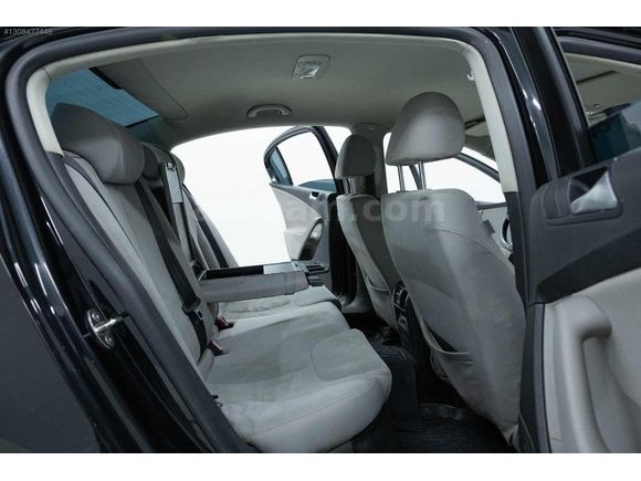 TAŞEL GRUP AUTO'DAN PASSAT 1.6 DÜZ MOTOR YENİ GÖĞÜS LPG'Lİ